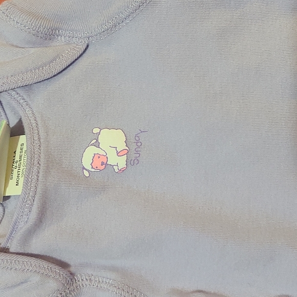 Baby Shirts With One Bib. - Picture 8 of 10